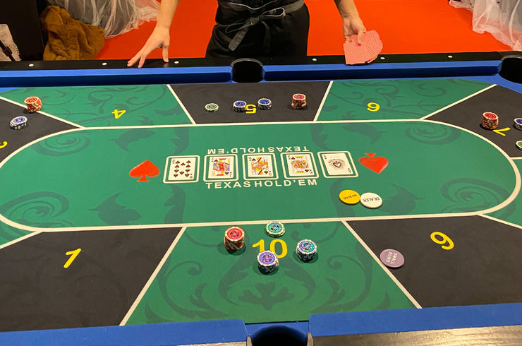 カフェ　バー　ダイニングバー　学芸大学駅　カジュアルバー　イベントスペース　レンタルスペース　テキサス・ホールデム　Texas hold 'em　アミューズメント