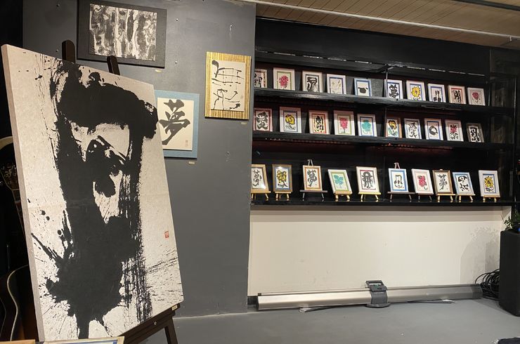 カフェ　バー　ダイニングバー　学芸大学駅　カジュアルバー　イベントスペース　レンタルスペース　ギャラリー