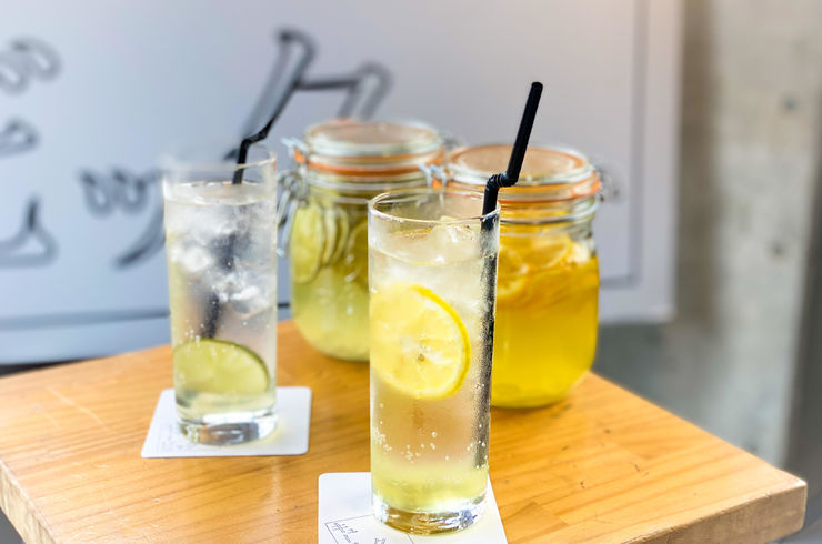 カフェ　バー　ダイニングバー　学芸大学駅　カジュアルバー　イベントスペース　レンタルスペース　レモネード　テイクアウト